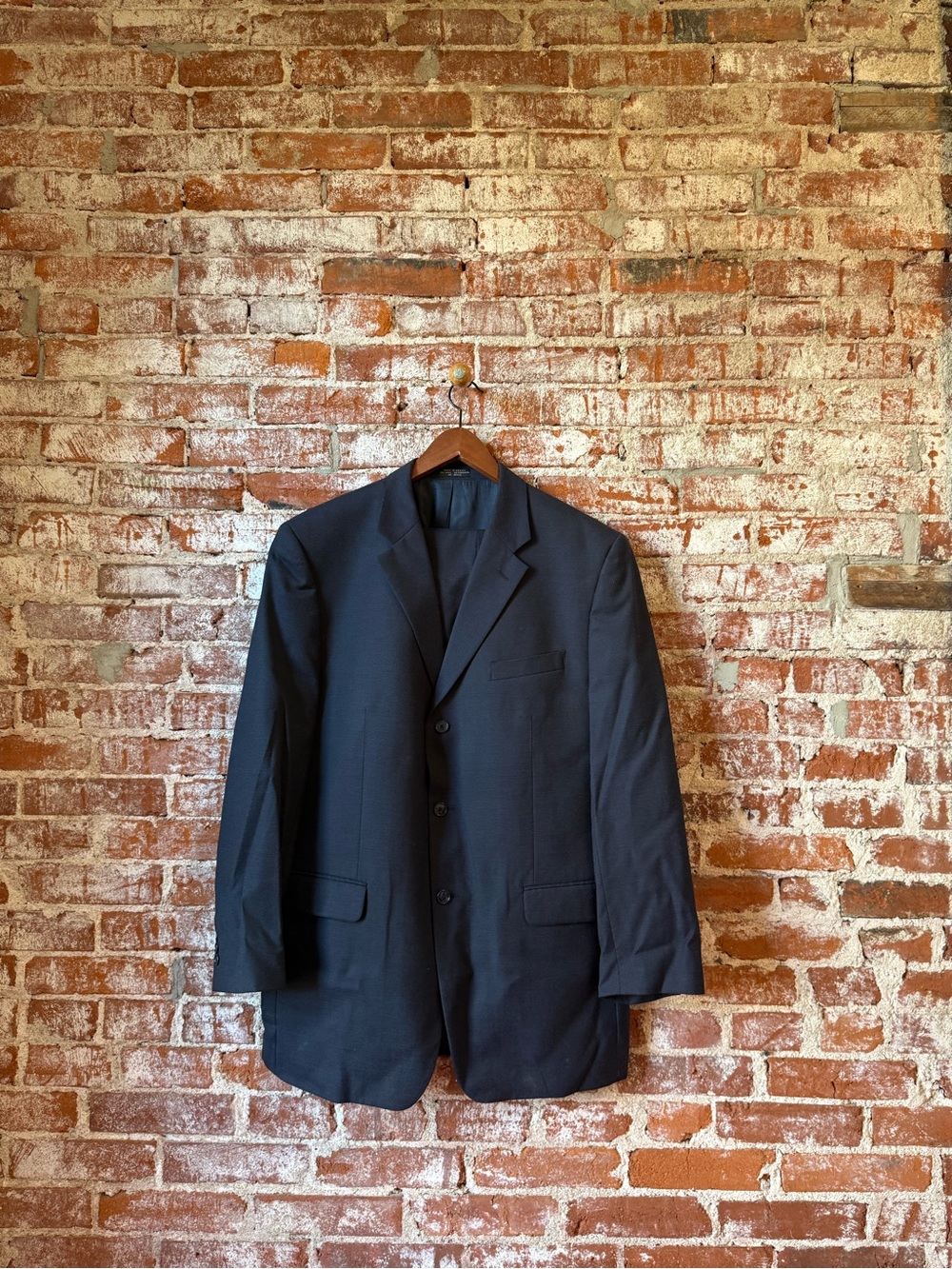 Jones new york collection suit mens 3 button. Wool
